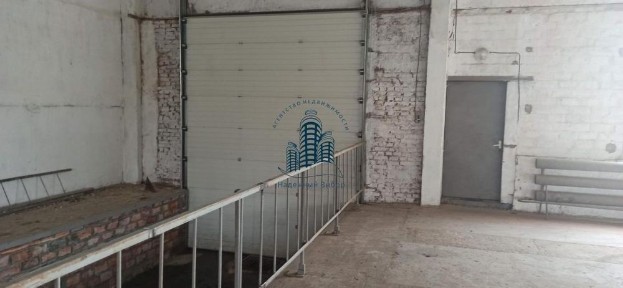 Оренда виробничо-складского приміщення в центральній частині з рампою!