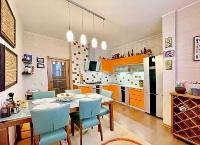 Продаю сімейну 3к квартиру з видом на річку в ЖК Сонячний. ц1