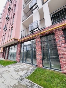 Продаж фасадного комерційного приміщення Шевченківський район