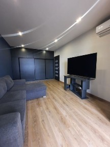 Продаж 2к квартири 65.5 кв. м на вул. Матвія Донцова 15