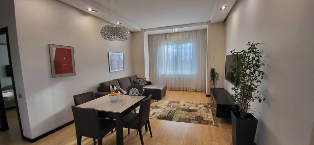 Продается 3х комнатная квартира, в доме инвертора и аккумуляторы