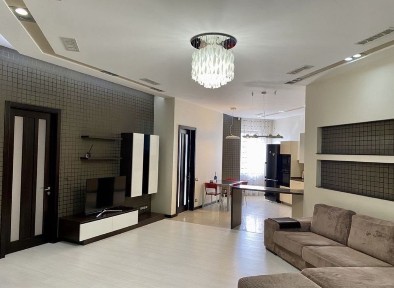 Сдается 3к квартира Дом на набережной! Пер Банный 1