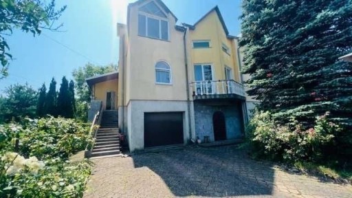 Продаж будинку в с. Наварія