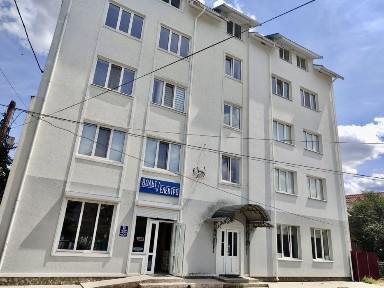 Продається 4-кімнатна 2-рівнева квартира в новобудові. Чортків