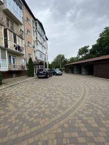 Продажа квартиры в новом доме с ремонтом