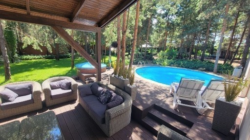 Київська область, Вишеньки