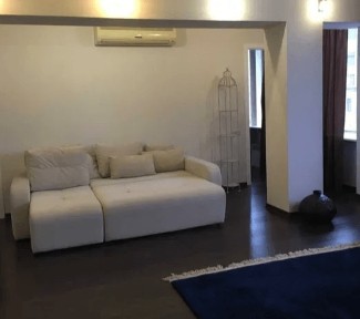 Киев, Владимирская ул., 51/53