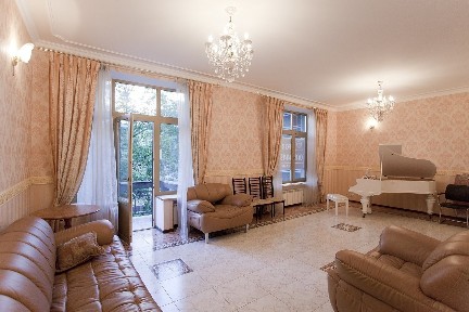 Аренда 3-комнатной квартиры 140 м², Терещенковская ул., 5