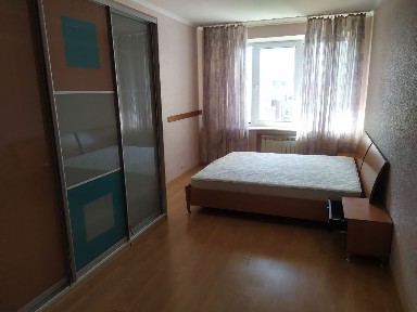 Киев, Старонаводницкая ул., 8А