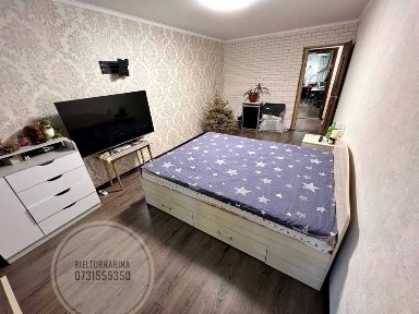 Космонавтів/Миколаївська 2к квартира у продажі. 1 поверх з 5