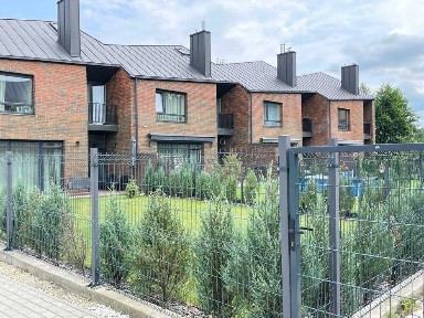 Продаж таунхаусу в с. <a href='/newbuilding/6086/view/zk-zubra'>Зубра</a>