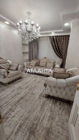 В продаже потрясающяя трехкомнатная квартира. Дом сдан и заселен !