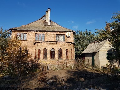 Продаж будинку 405 м²