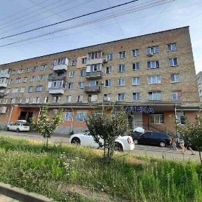 Продам 4-ком квартиру г. Вишневое ул. Балукова 1, общ. 60 м2, этаж 2