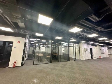 Офис с генератором, ЛОФТ 2100 м2. метро Шулявка. ТРЦ COSMO MULTIMALL