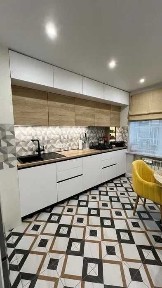 Продам 3-комнатную квартиру Центр