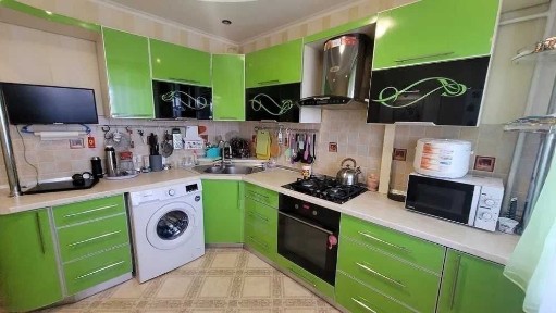 Продам 2-комнатную квартиру Центр