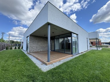 Продаж будинку з ремонтом с. Святопетрівське