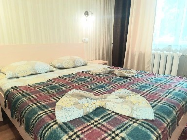 Подобово готель в м. Ніжин, Унєнєж