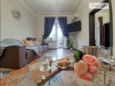 Аренда 3-комнатной квартиры 75 м², Софиевская ул., 1