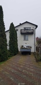 2-поверховий будинок з гаражем