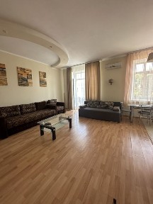 Квартира в історичному центрі пр. Перемоги 91