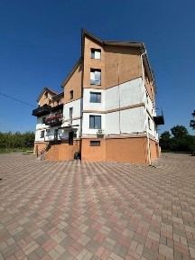 Простора квартира лише 400$ за м2|р-н 5 школи|м. Дубно