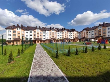 НОВОБУДОВА. 2-кім. к-ра, вул. Тролейбусна, 75 кв. м.