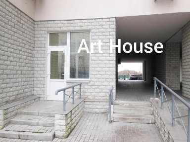 Фасад, два окремі входи, офіс, торгове, шоу-рум, Дніпровська Набережна