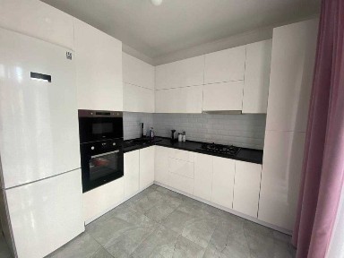 Продається однокімнатна квартира в ЖК Барський