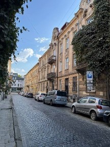 Продаж 3 кімнатної квартири вул. Дашка