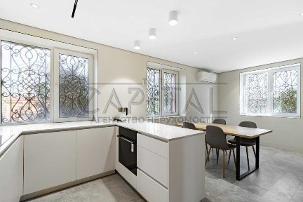 Київська область, Вишеньки