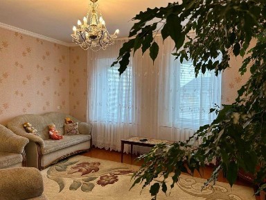 Продам уютный, теплый, светлый и безопасный дом, ж/м ПАРУС-100 м. кв. !