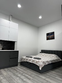 Чернівці, Конституційна 18