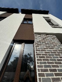 Це краще ніж картира, своє паркомісце. Галина