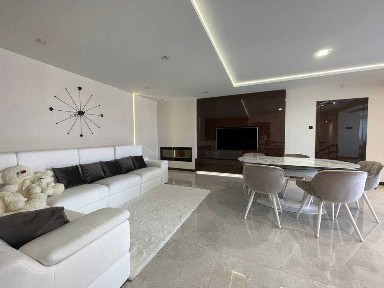 Продажа 2-уровневой квартиры 209.9 м², Заречанская ул., 11В