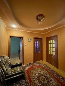 Продажа 3 ком. 11 мкрн. Левый берег