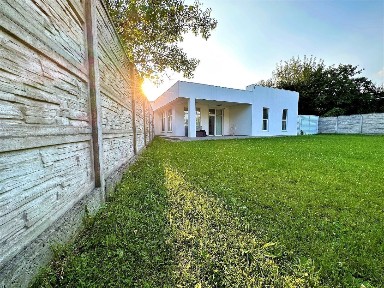 Киев, 168-я Садовая ул.