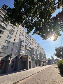 Продаж 2-кімнатної квартири вул. Металургів (біля FoodHouse)