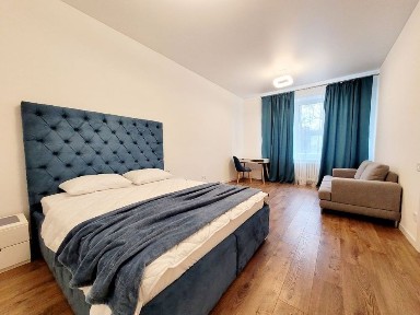 1-кімн. квартира подобово поруч з площею Ринок - вул. Дорошенка