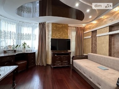 Продаж 2кмв центрі міста. Євроремонт. Меблі. Техніка