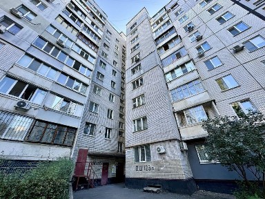 Продам 2-х кімн. квартиру від власника Лівобережний 3 р-он Каравана