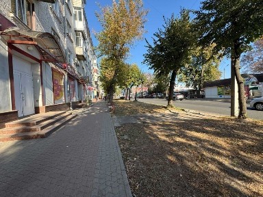 Оренда приміщення в центрі навпроти ринку