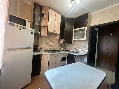 2 кімн кв-ра по пр-ту Перемоги (навпроти БТІ) з Автономним опаленням