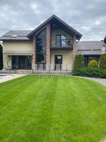 Довгострокова оренда будинку