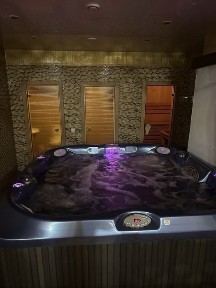 Комфортний та просторий будинок у Киеві