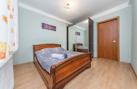 Подобово, погодинно, 2к. метро Лівобережна 5 хв пішки