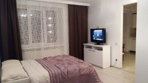 Подобова оренда 1кім. квартири вул. Коновальця 5