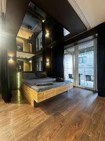 Здам подобово 1к квартиру на вул. Європейська 11 • ID 31646864