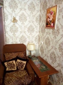 Продам 2 к. к. начало пр. Б. Хмельницького, цегл. будинок, торг. Irin